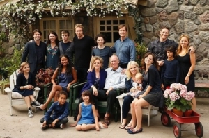 Parenthood cast in front of the exterior facade built on the Universal Studios lot which was influenced by the location house which was chosen but never shot.   photo by NBC Television.